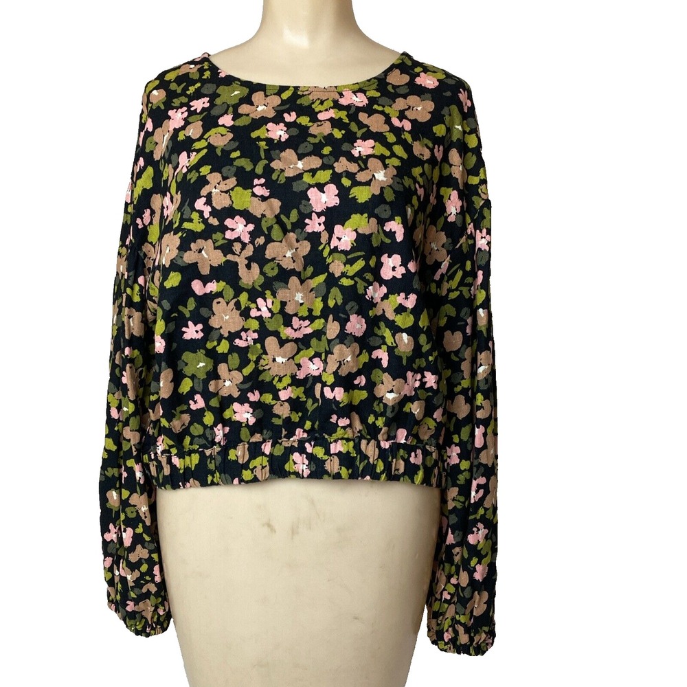 The Get womens L Blouse Black w green pink floral print linen blend cropped top